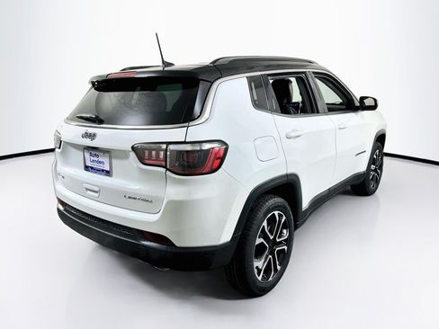 Used 2022 Jeep Compass Limited AWD/4WD image 5