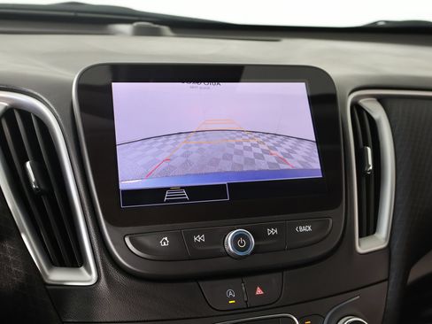 Used 2025 Chevrolet Malibu RS FWD image 6