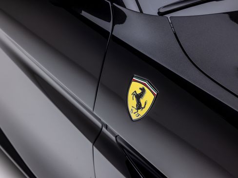 Certified 2023 Ferrari Portofino M RWD image 37