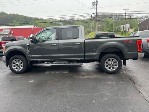 Used 2019 Ford F250 Lariat w/ Lariat Ultimate Package AWD/4WD image 6
