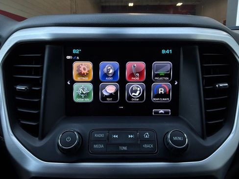 Used 2018 GMC Acadia SLE FWD image 31