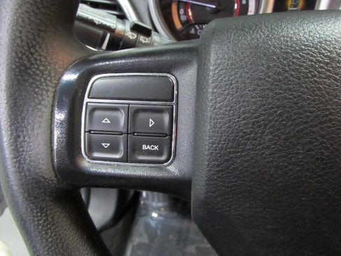 Used 2017 Dodge Journey SE w/ Flexible Seating Group image 15