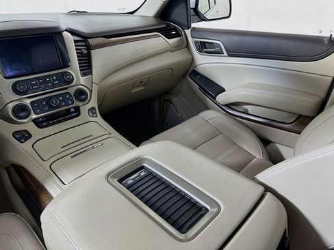 Used 2019 GMC Yukon Denali AWD/4WD image 26