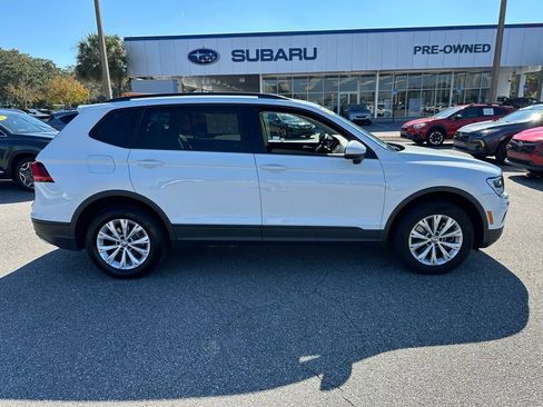 Used 2020 Volkswagen Tiguan S image 2