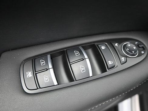 New 2025 INFINITI QX50 Sport image 15