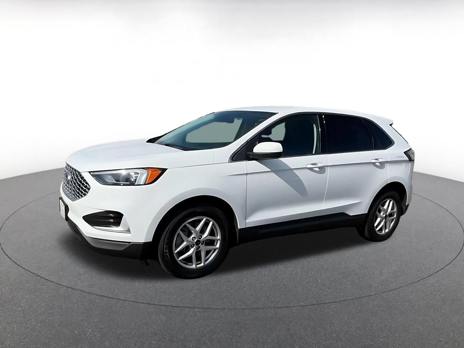 Used 2024 Ford Edge SEL AWD/4WD image 7