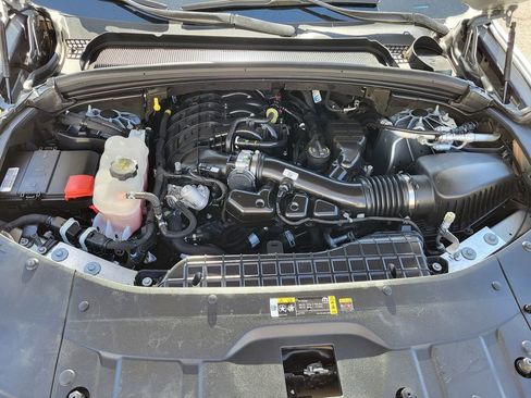 Used 2024 Jeep Grand Cherokee L Laredo image 21