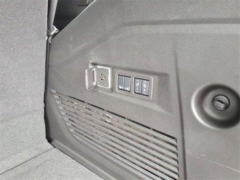 New 2025 Chevrolet Tahoe Premier image 9