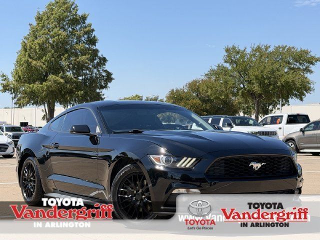 Used 2015 Ford Mustang Coupe RWD image 1