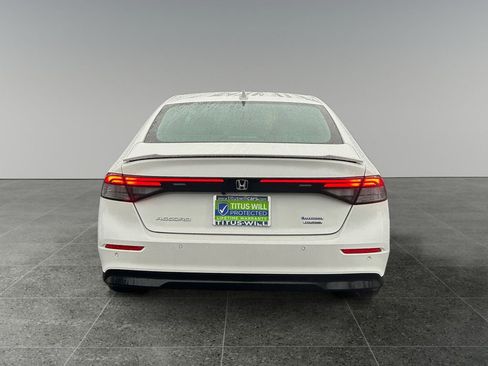 Used 2023 Honda Accord Touring image 6