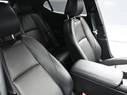 Used 2024 MAZDA MAZDA3 Hatchback w/Premium Plus Pkg image 10