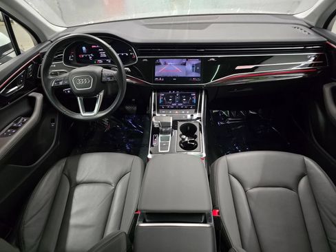 Used 2025 Audi Q7 3.0T Premium Plus AWD/4WD image 37