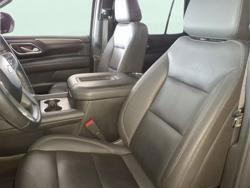 Used 2023 Chevrolet Tahoe LT w/ Luxury Package image 9
