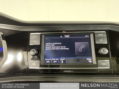 Used 2024 Volkswagen Jetta Sport image 36