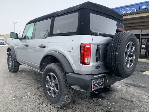 Used 2024 Ford Bronco Big Bend image 5