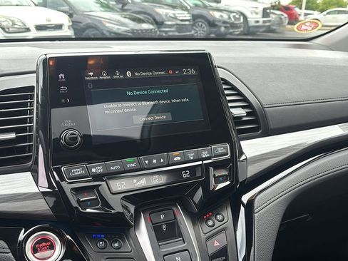 Used 2024 Honda Odyssey Elite image 19