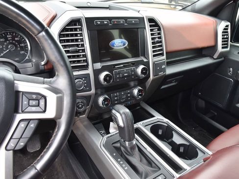 Used 2020 Ford F150 Platinum w/ Equipment Group 701A Luxury AWD/4WD image 8
