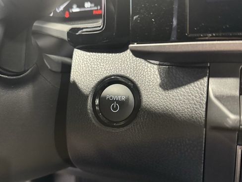 New 2025 Toyota Camry Hybrid image 39