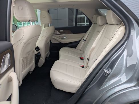 New 2026 Mercedes-Benz GLE 450e 4MATIC image 15