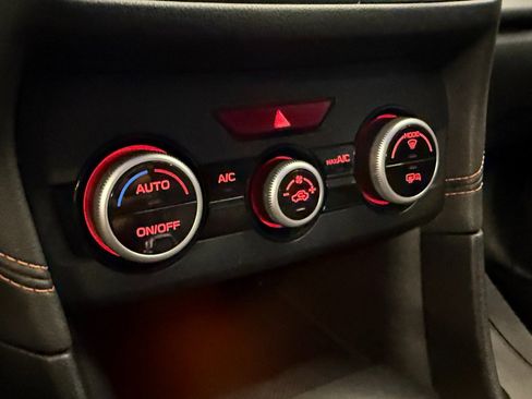 Used 2020 Subaru Crosstrek 2.0i Limited w/ Moonroof Package w/Navigation image 14