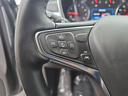 Used 2024 Chevrolet Equinox LT AWD/4WD image 17