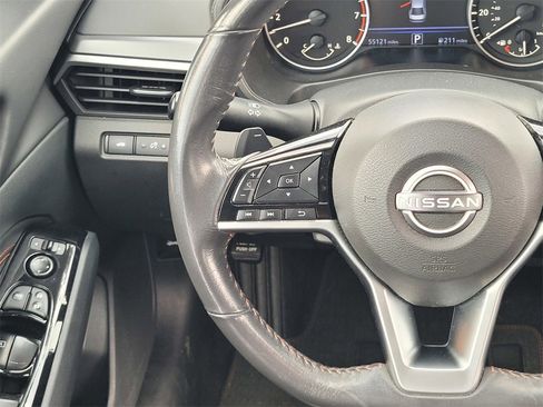 Used 2023 Nissan Altima 2.5 SR image 12