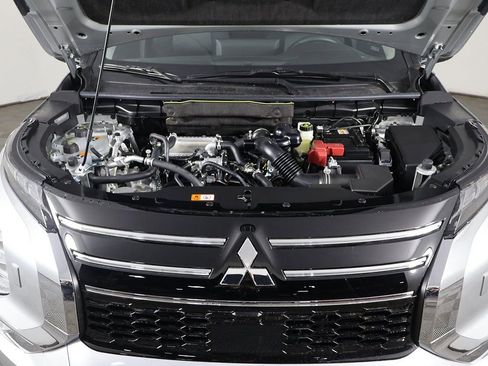 New 2026 Mitsubishi Outlander ES AWD/4WD image 18