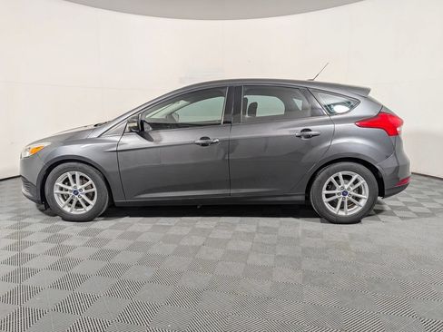 Used 2016 Ford Focus SE FWD image 5