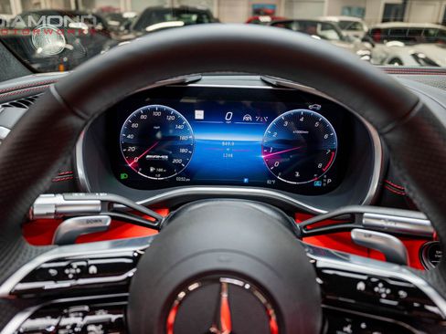 Used 2022 Mercedes-Benz SL 55 AMG 4MATIC image 18