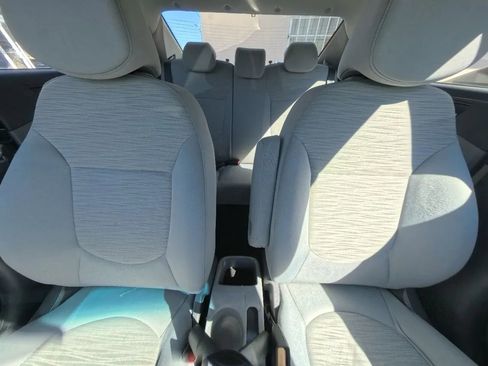 Used 2015 Hyundai Accent GLS image 26