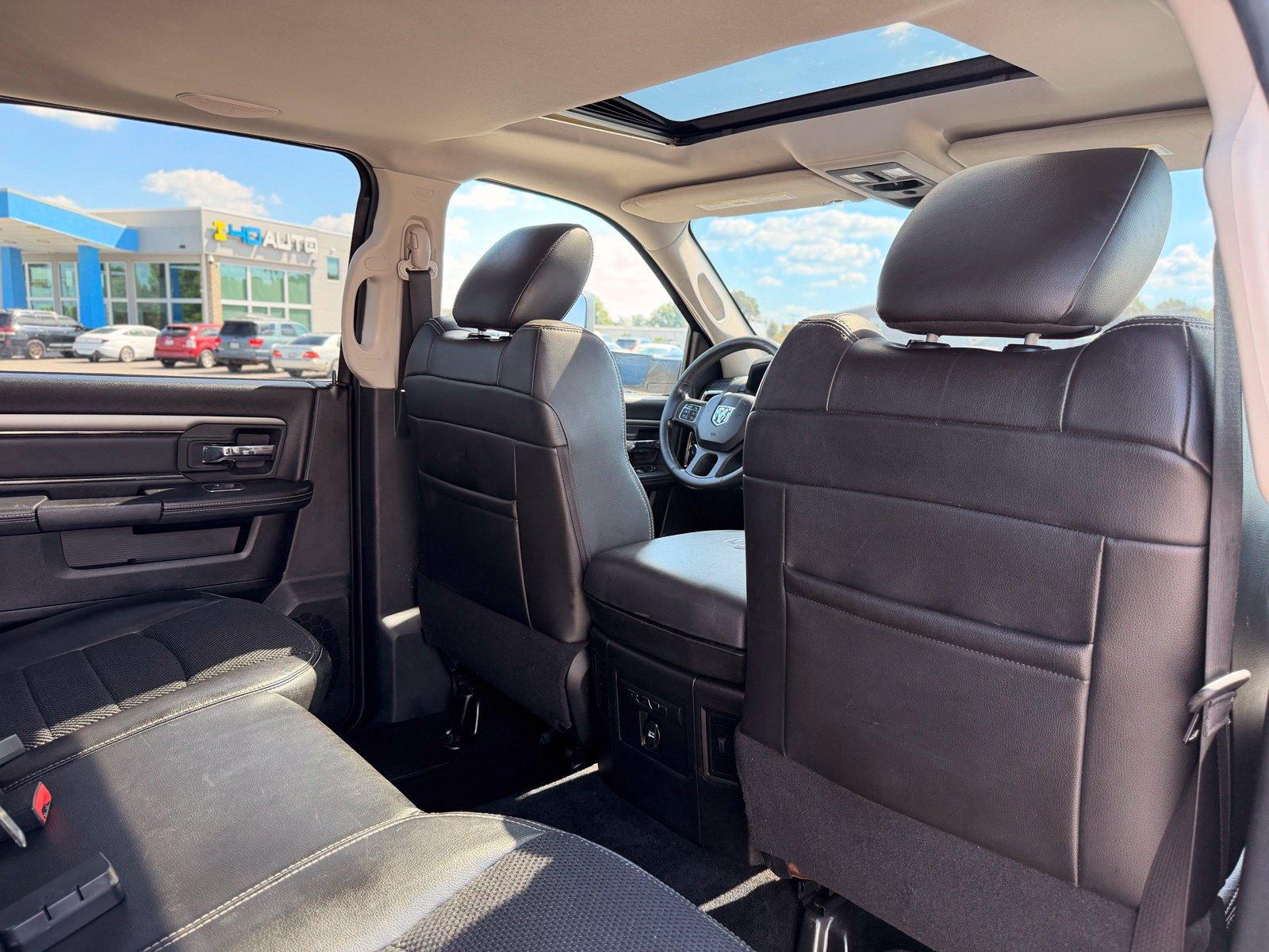 Used 2014 RAM 1500 Sport w/ Trailer Tow Group AWD/4WD image 24