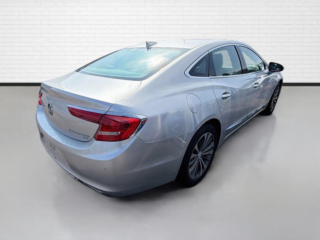 Used 2018 Buick LaCrosse Essence w/ Sun and Shade Package AWD/4WD image 8