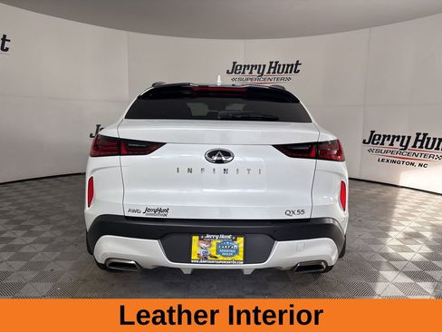 Used 2025 INFINITI QX55 Luxe w/ Cargo Package image 6