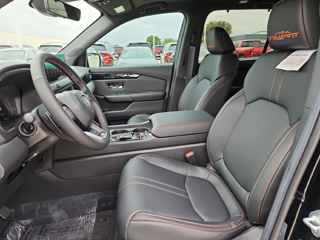 New 2026 Honda Pilot TrailSport image 9