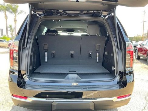 New 2026 Chevrolet Tahoe LT w/ LPO, Dark Essentials Package AWD/4WD image 17