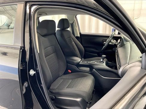 Used 2024 Honda HR-V LX image 11