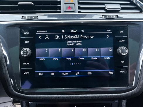 Used 2022 Volkswagen Tiguan SE R-Line image 23