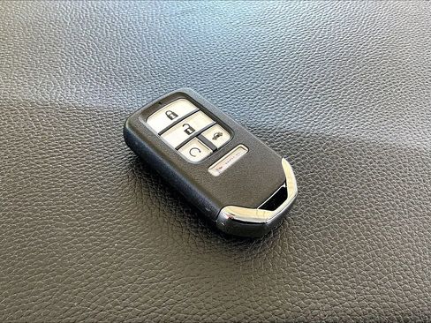 Used 2021 Honda Civic Sport image 31