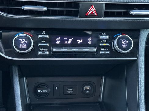 Used 2022 Hyundai Sonata Limited image 15