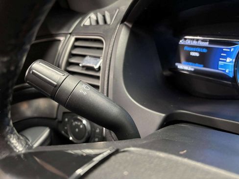 Used 2018 Ford Explorer XLT w/ Equipment Group 202A image 39