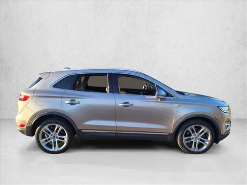 Used 2019 Lincoln MKC Reserve w/ MKC Climate Package image 3