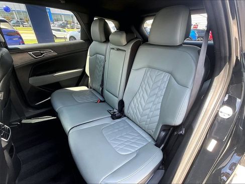 Used 2023 Kia Sportage X-Line w/ X-Line Premium Package AWD/4WD image 36