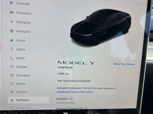 Used 2026 Tesla Model Y 2WD image 10