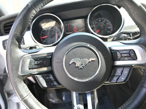 Used 2017 Ford Mustang Premium RWD image 21