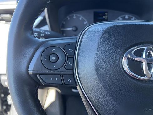 Certified 2025 Toyota Corolla SE image 16