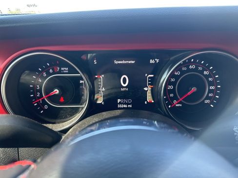 Used 2022 Jeep Wrangler Unlimited Rubicon w/ LED Lighting Group AWD/4WD image 13