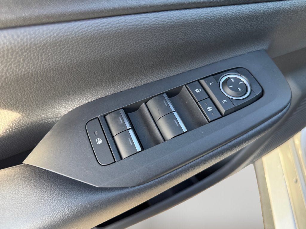 New 2027 Toyota Prius Plug-In Hybrid w/ Limited Premium Package FWD image 21