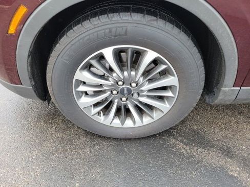 Used 2023 Lincoln Nautilus AWD w/ Premium Package image 14