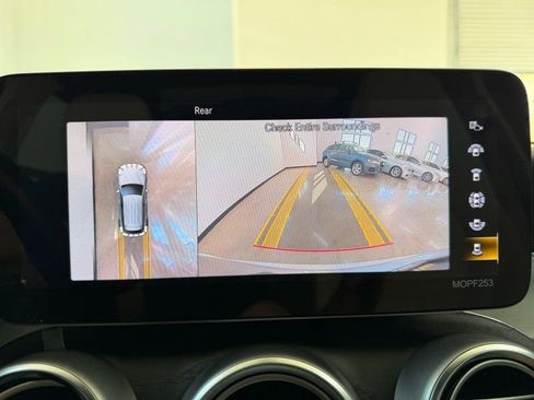 Used 2021 Mercedes-Benz GLC 300 SUV w/ Premium Package image 25