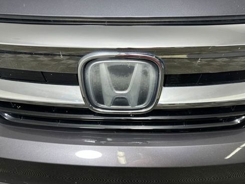 Used 2019 Honda Pilot Elite image 9